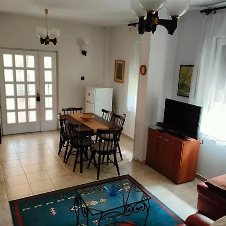 Liget Nyaralohaz Holiday home