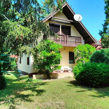 Holiday home Liget Nyaralohaz